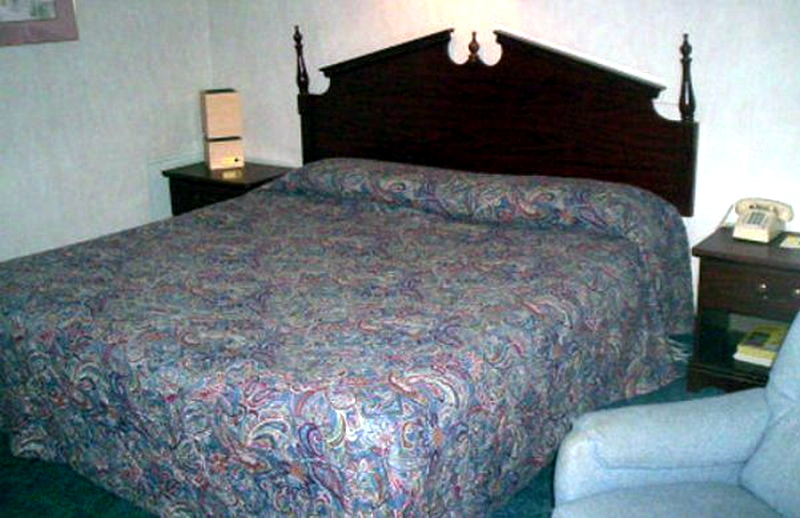 Howard Johnsons (Best Inn) - From Web Listing (newer photo)